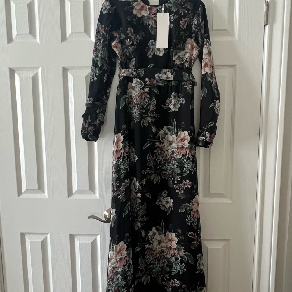 Elegant Floral Black Maxi Dress
